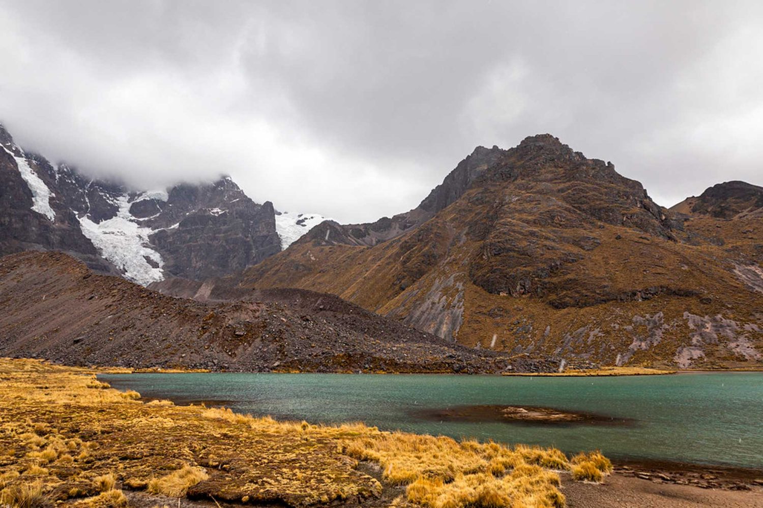 7 lagunas Ausangate